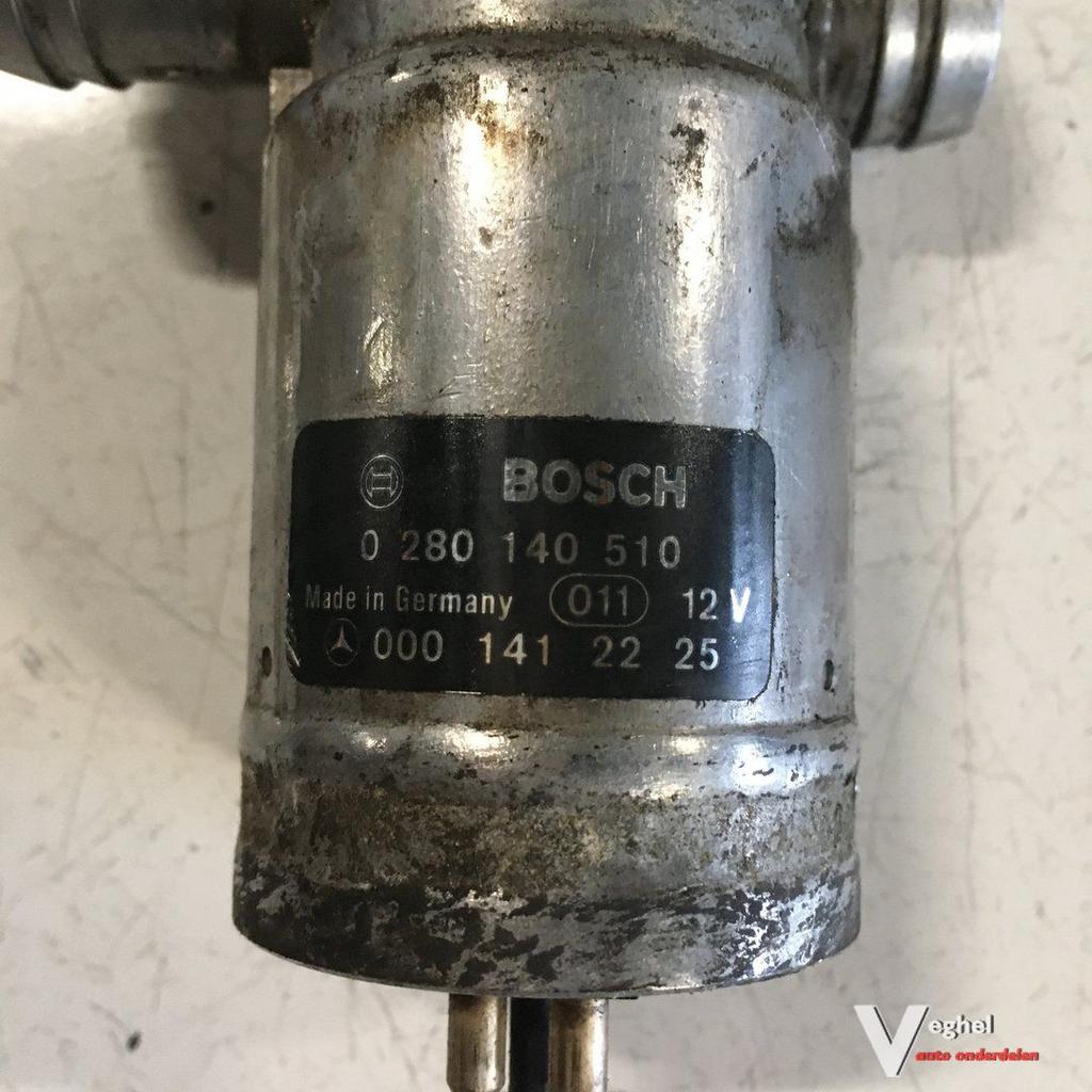 Mercedes W124 Stappenmotor 000 141 22 25