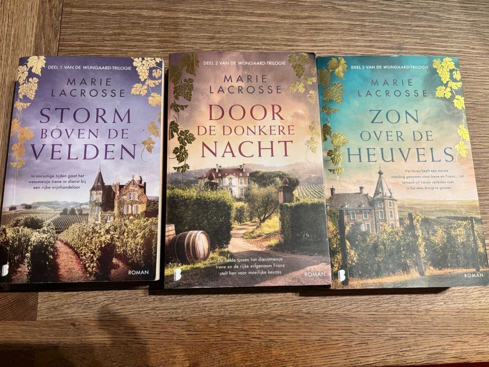 Marie Lacrosse de Wijngaard Trilogie, Ophalen of Verzenden, Gelezen