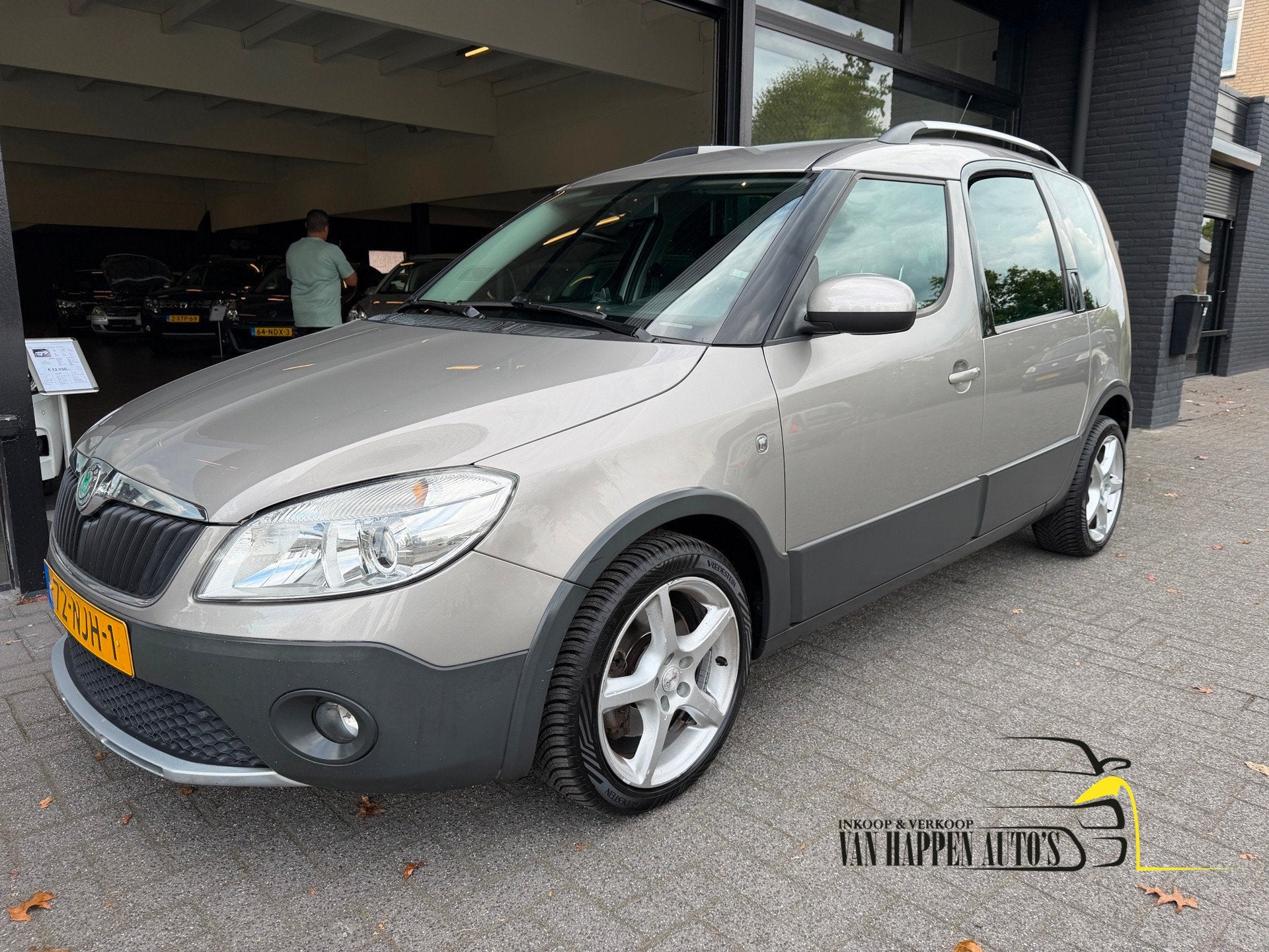 Skoda Roomster 1.2 TSI / DSG Automaat, Euro 5, Gebruikt, Zwart, 4 cilinders
