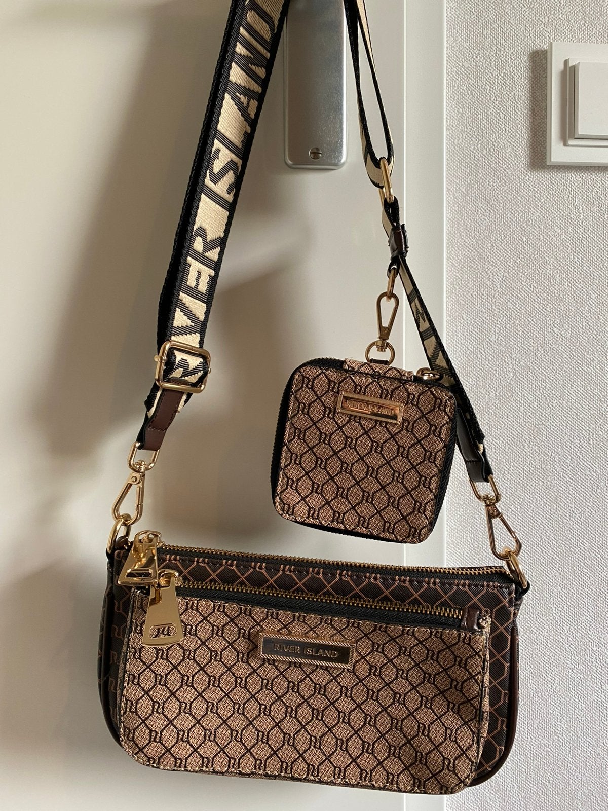 2 River Island tasjes, Ophalen of Verzenden, Nieuw, Bruin