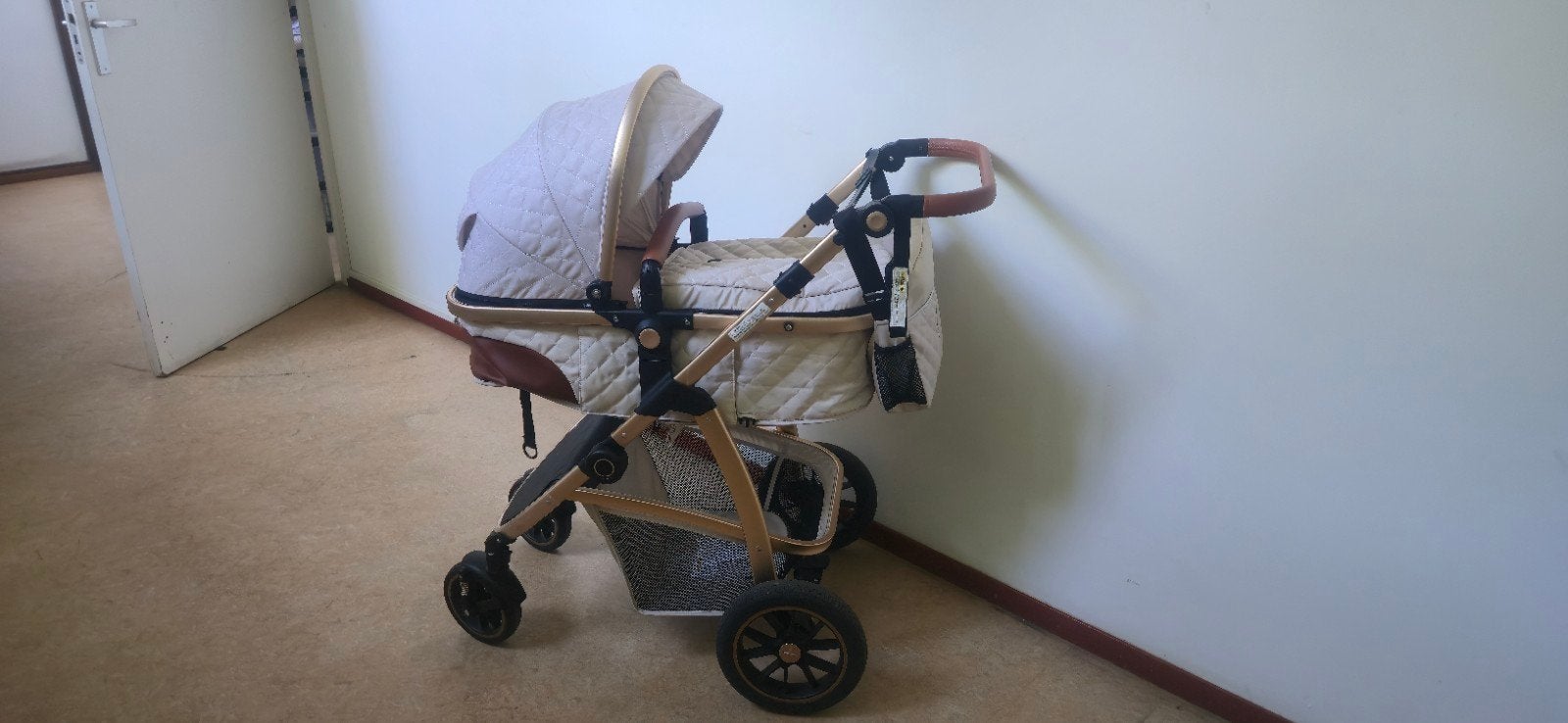Luxe Combiwagen 3-in-1 met Autostoeltje - Zo goed als nieuw