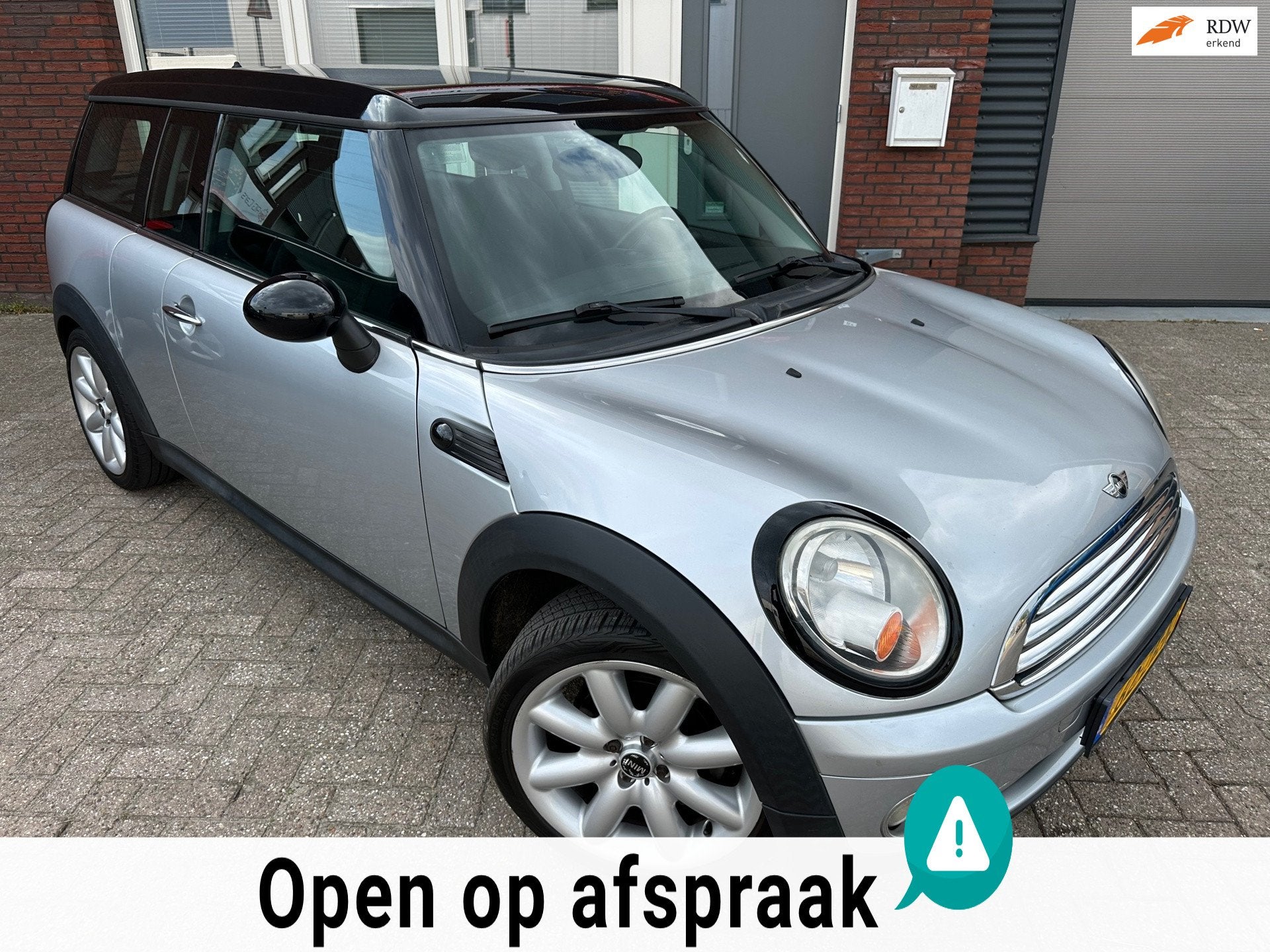 Mini Mini Clubman 1.6 Cooper Pepper / Navi / Carplay / 17inc, Voorwielaandrijving, Stof, Gebruikt, 4 cilinders