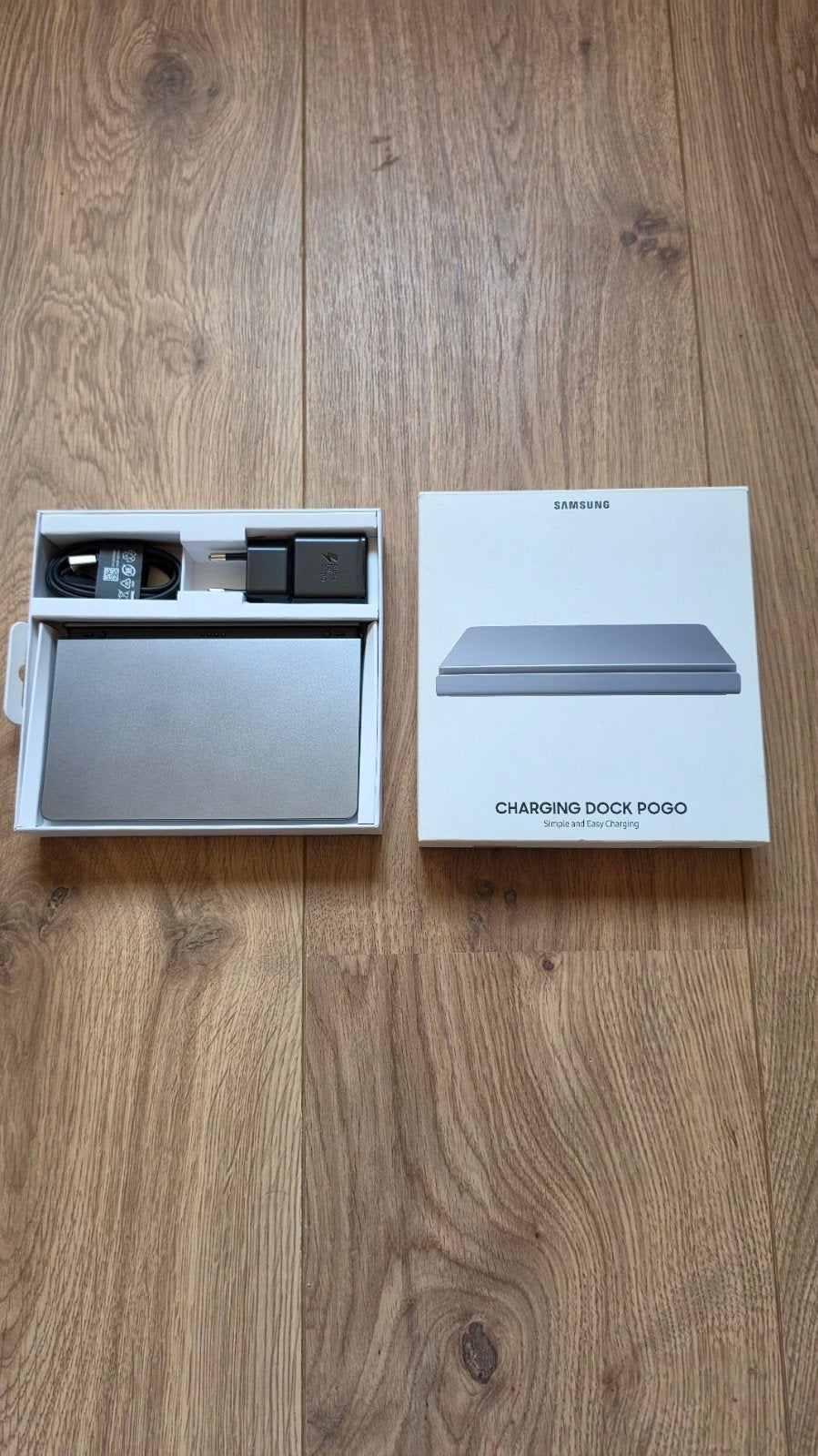 Samsung Charging Dock Pogo - Zo goed als nieuw, Docking station, Ophalen of Verzenden, Zo goed als nieuw, Samsung