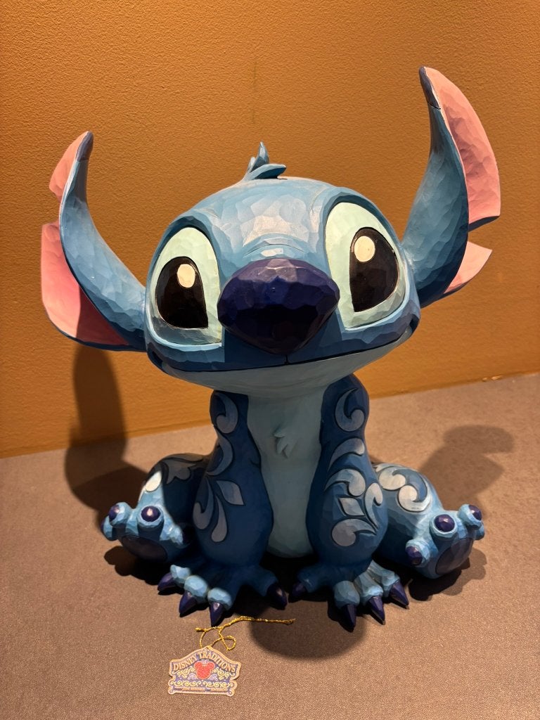 Disney Traditions beeld - Stitch big trouble statue, Ophalen of Verzenden, Overige figuren, Zo goed als nieuw, Beeldje of Figuurtje