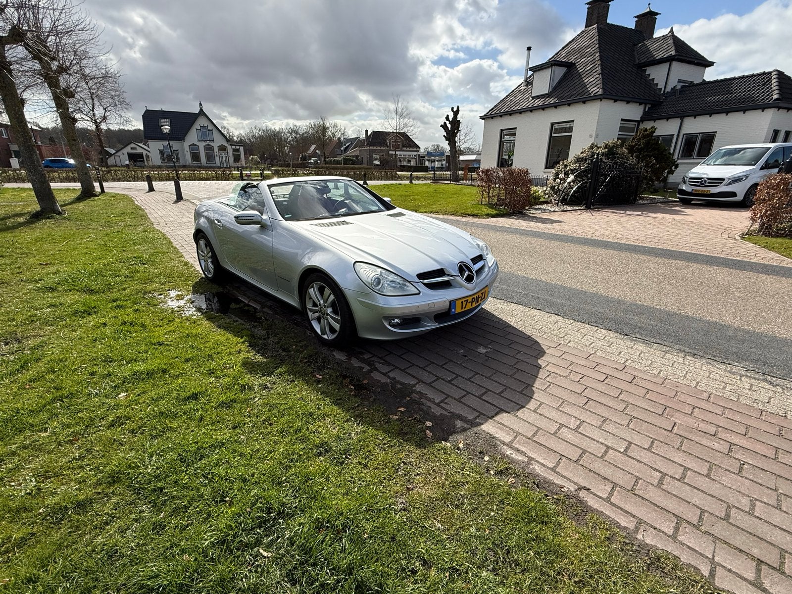 Mercedes-Benz SLK 1.8 Slk200 Kompr Roadster AUT 2004 Grijs, Auto's, Mercedes-Benz, Automaat, Achterwielaandrijving, 4 cilinders