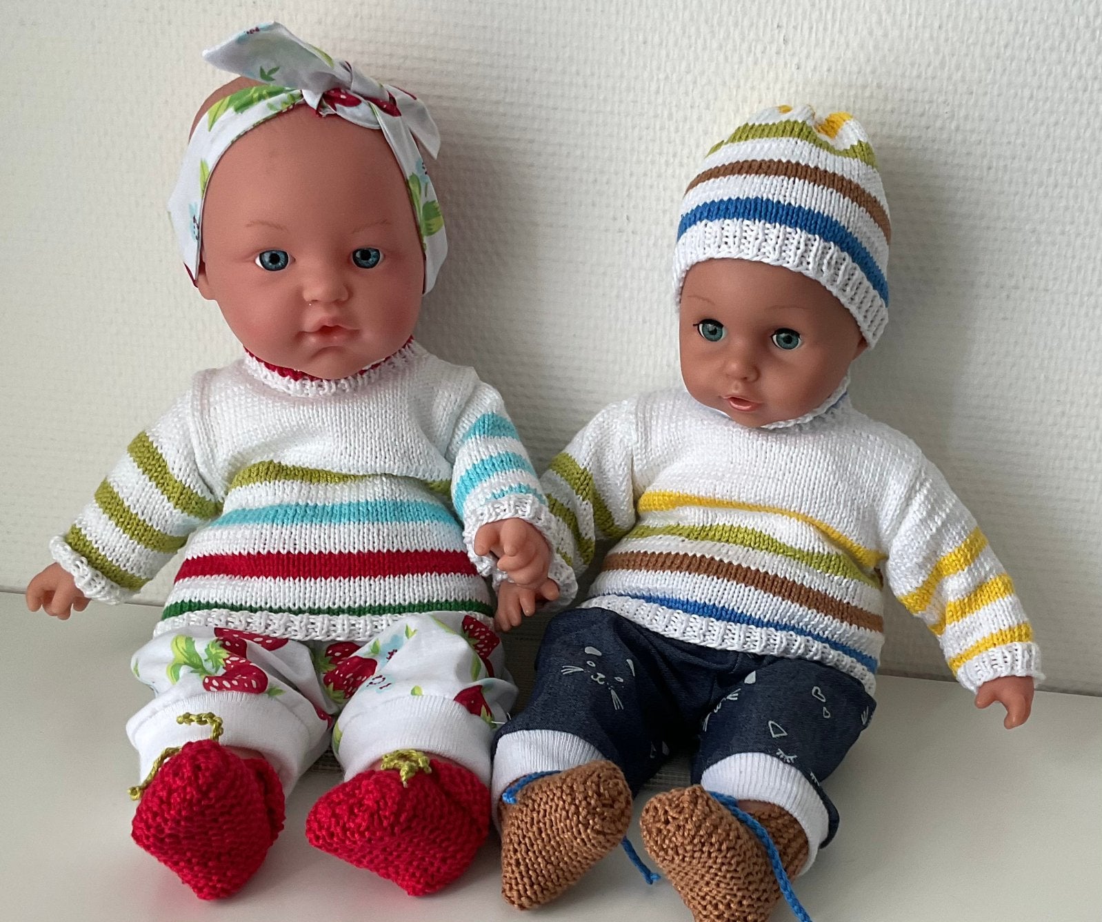 Poppen met nieuwe kleertjes., Ophalen of Verzenden, Zo goed als nieuw, Overige typen