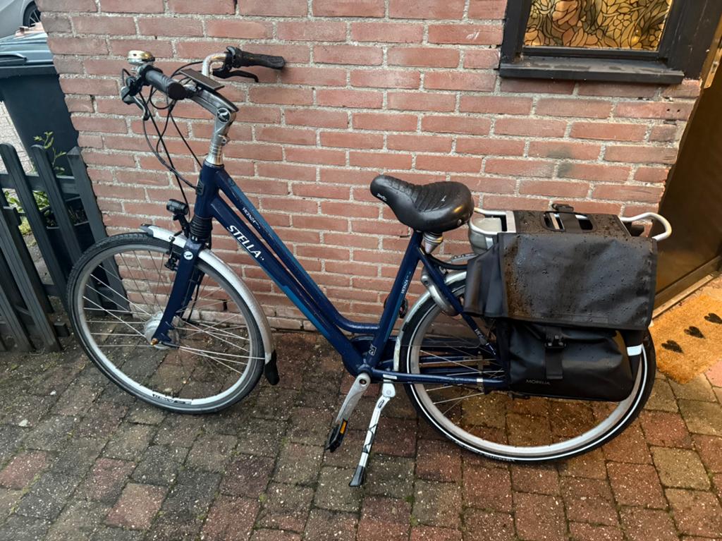 Stella elektrische fiets - accu laadt niet op, Fietsen en Brommers, Elektrische fietsen, Ophalen, Gebruikt