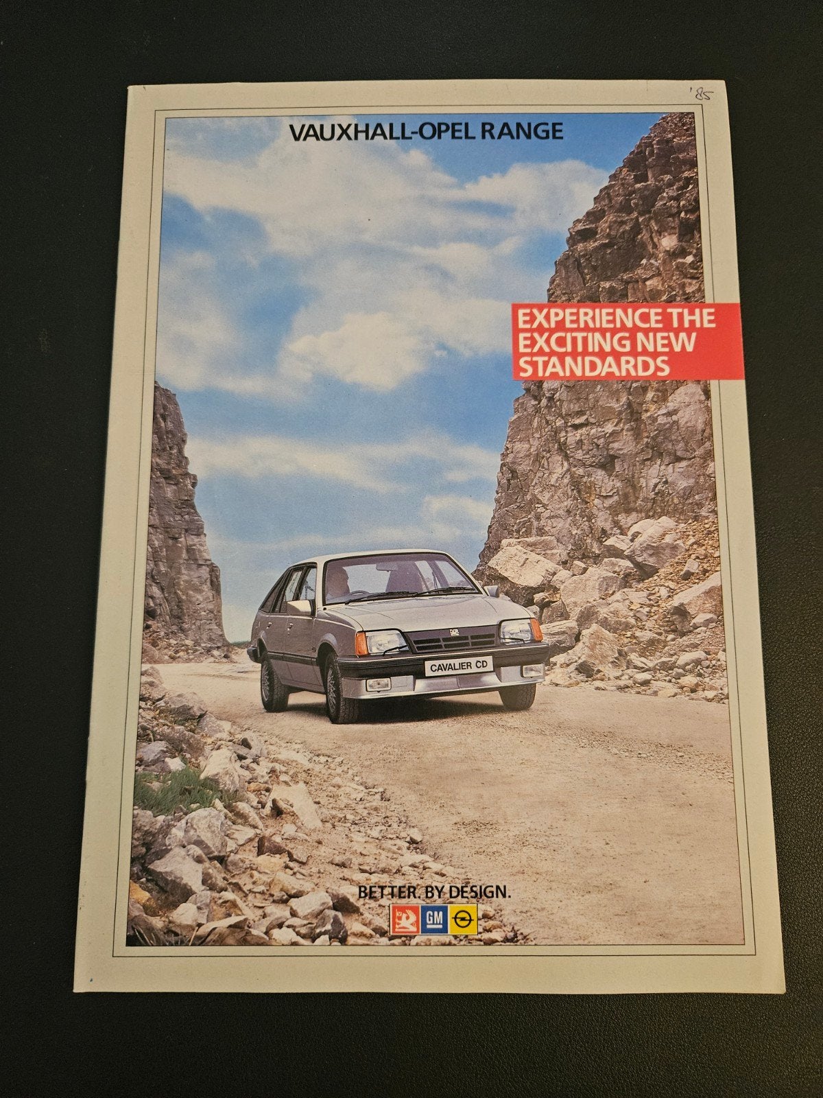 Brochure Vauxhall 1985, Ophalen of Verzenden, Zo goed als nieuw, Overige merken