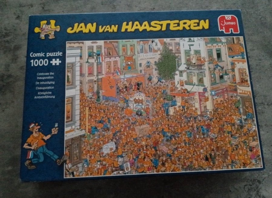 Puzzel 1000 stukjes jan van haasteren de inhuldiging, Ophalen of Verzenden, 500 t/m 1500 stukjes, Zo goed als nieuw