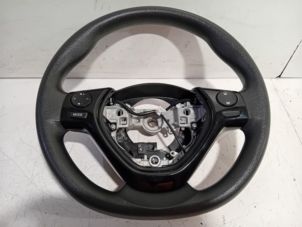 Stuur Peugeot 108, Auto-onderdelen, Onderdelen@venauto.nl, Van der Ven Autorecycling B.V., Gebruikt, Ettenseweg 76, 4706 PB Roosendaal, The Netherlands