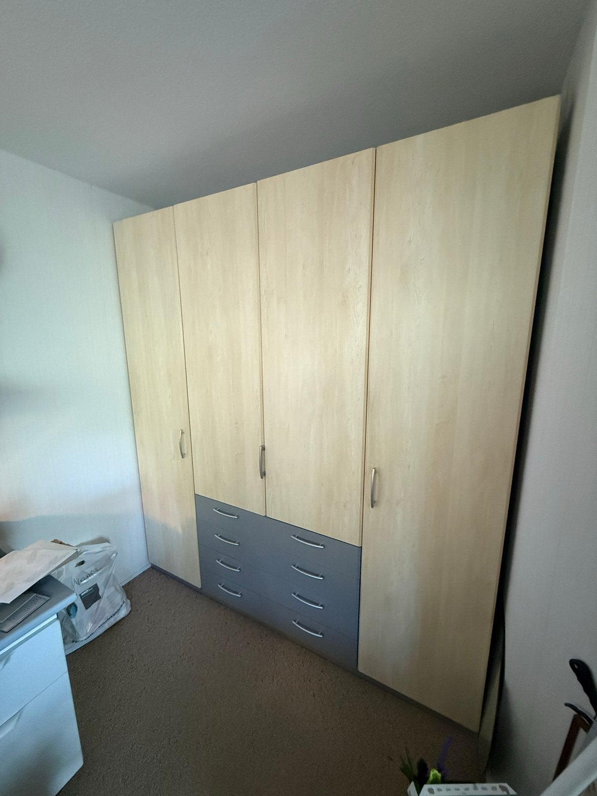 Grote kledingkast met lades en hangruimte, Huis en Inrichting, Ophalen, Gebruikt, 200 cm of meer, Met lade(s)