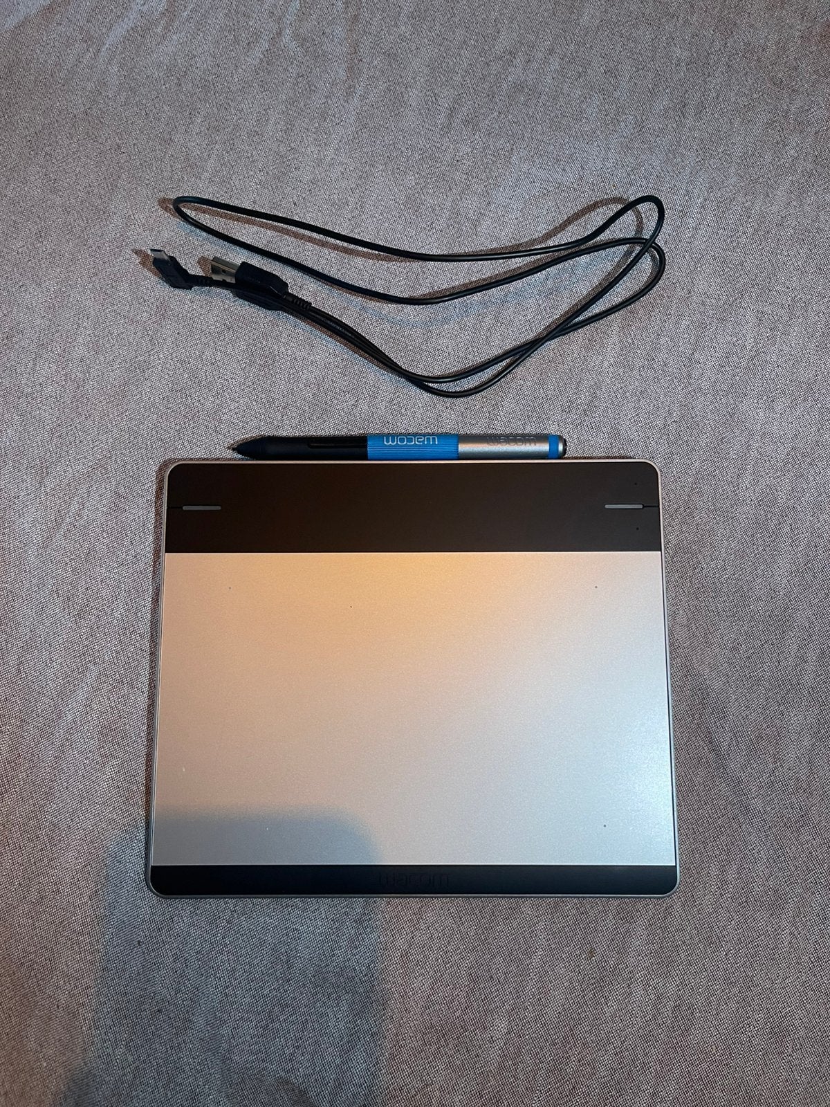 Wacom tekentablet Intuos, Computers en Software, Ophalen of Verzenden, Zo goed als nieuw