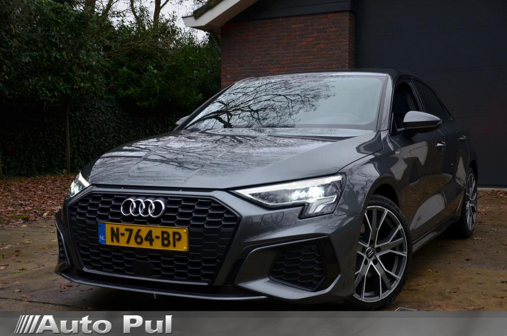 Audi A3 Limousine 35 TFSI S Line edition Automaat/Ecc/Pdc/Vi, Auto's, 4 cilinders, 150 pk, Leder en Stof, Origineel Nederlands