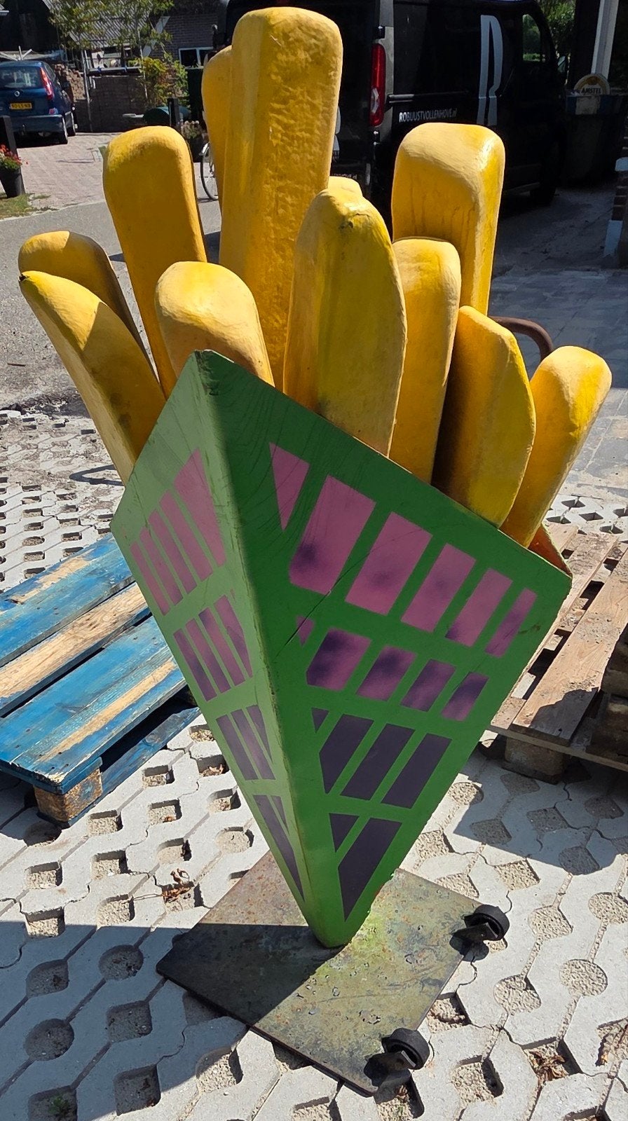 Grote frietzak decoratie voor foodtruck/snackbar (1.50m), Ophalen, Gebruikt, Overige typen