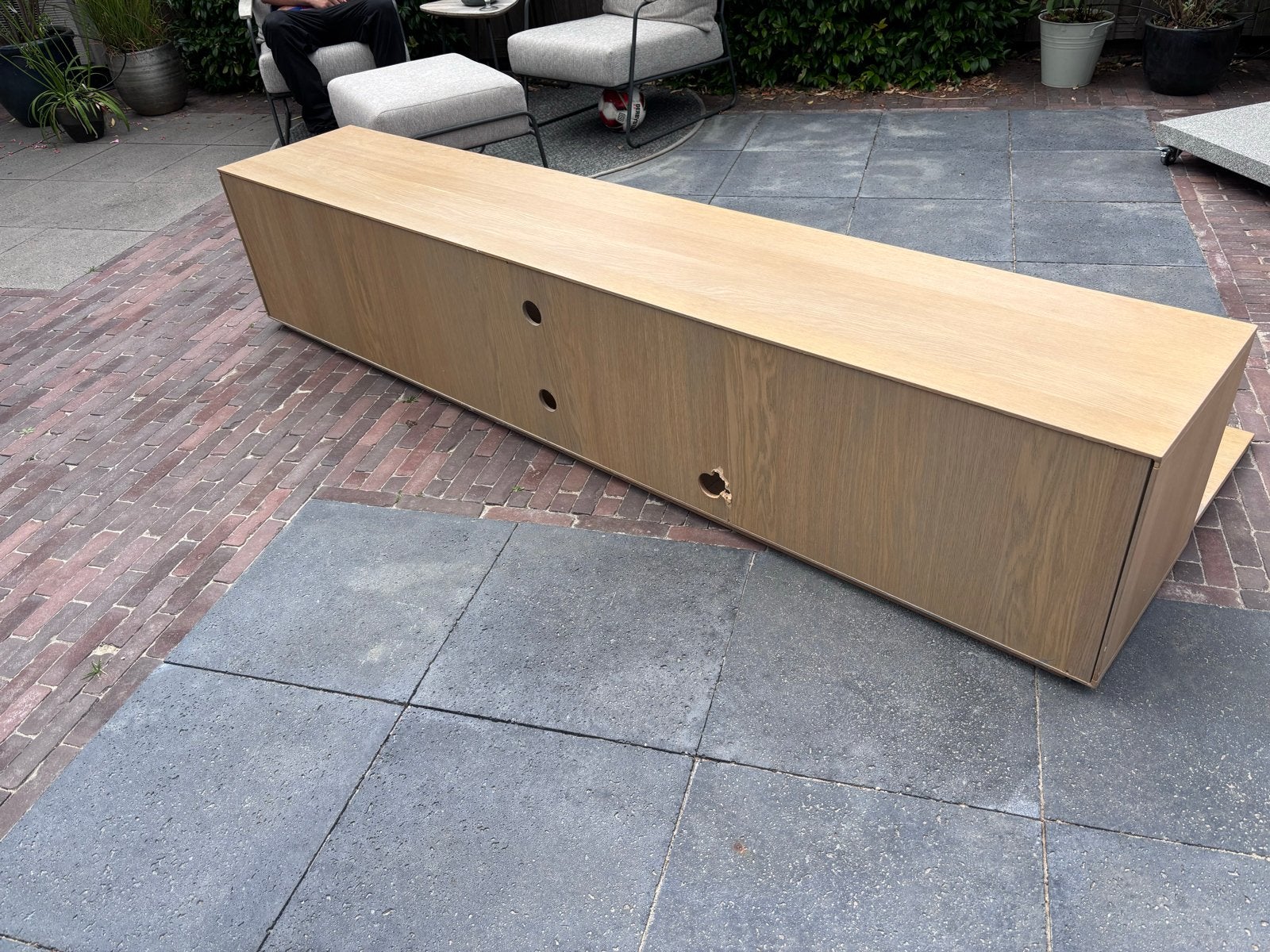 Strak eikenhouten tv-meubel / dressoir, Ophalen, Gebruikt, Eikenhout, 200 cm of meer