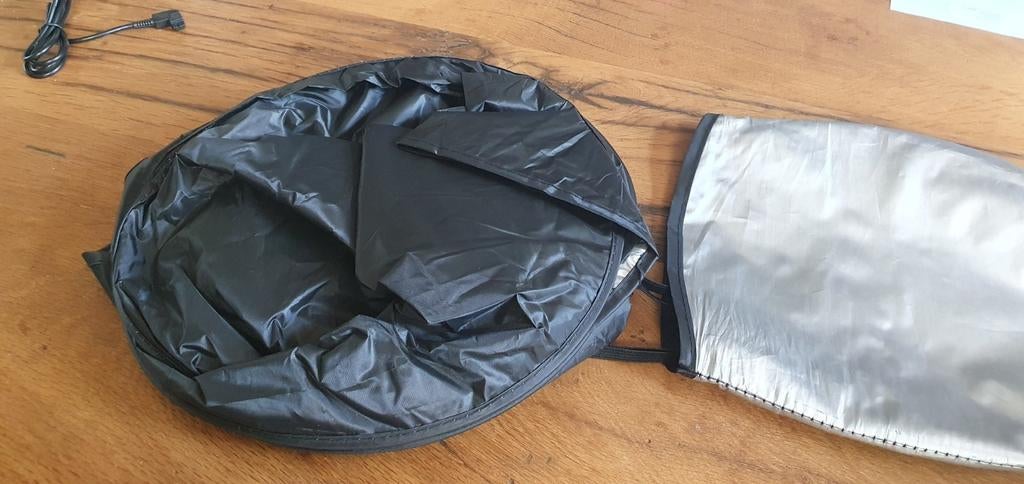Nieuw opvouwbaar reflectiescherm fotografie, Ophalen of Verzenden, Nieuw, Achtergrond