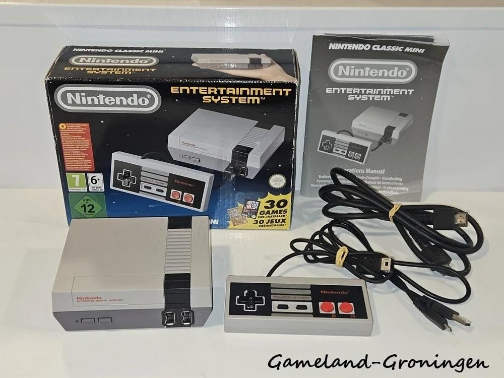 Nintendo Classic Mini: NES (Boxed), Gebruikt, -, -, Ophalen of Verzenden