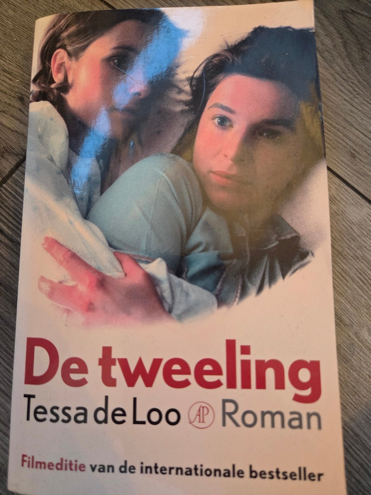 De Tweeling - Tessa de Loo (Filmeditie), Ophalen of Verzenden, Gelezen, Tessa de Loo, Nederland