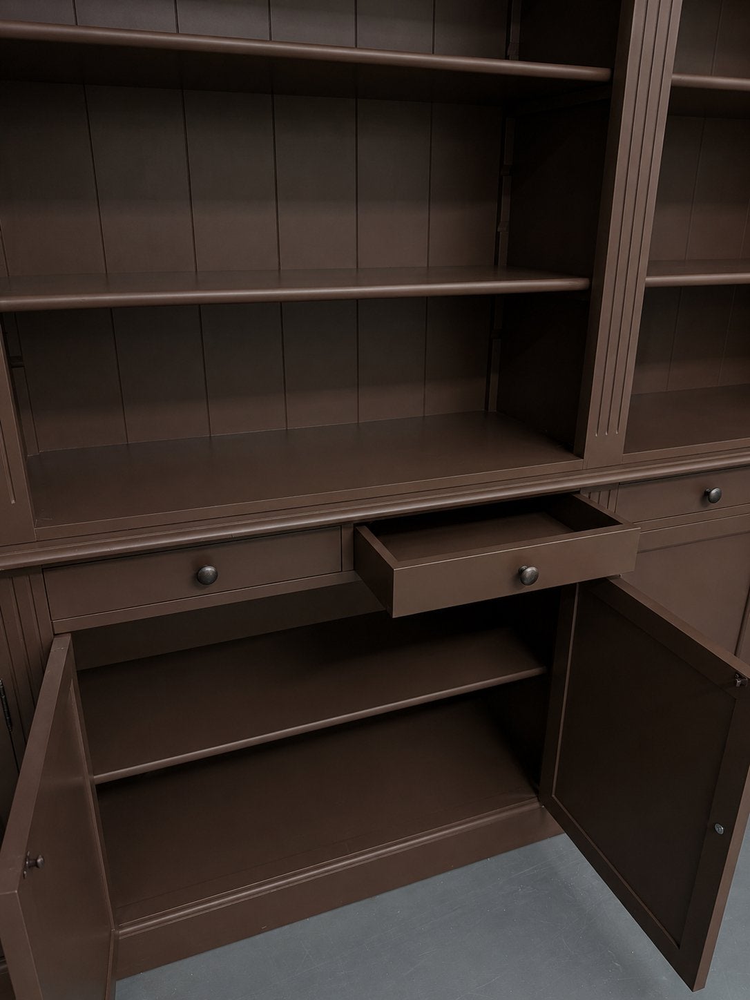 Grote Landelijke Boekenkast met Bibliotheekladder Bruin #K41, Met deur(en), 200 cm of meer, Pakhuis Zuidwest, Ophalen of Verzenden