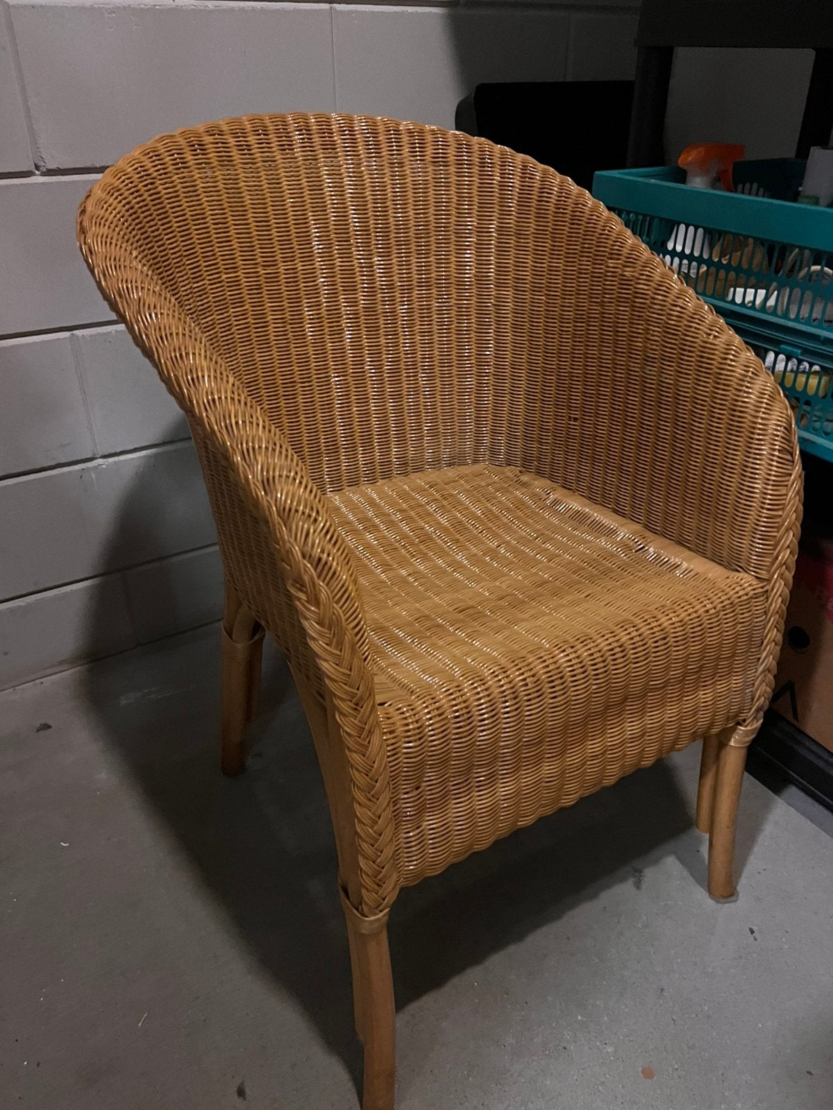 Rotan stoel, Huis en Inrichting, Stoelen, Ophalen, Zo goed als nieuw, Bruin, Eén