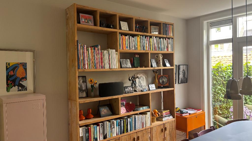 Mooie houten boekenkast, Huis en Inrichting, Kasten | Boekenkasten, Ophalen, 200 cm of meer, 150 tot 200 cm, Zo goed als nieuw