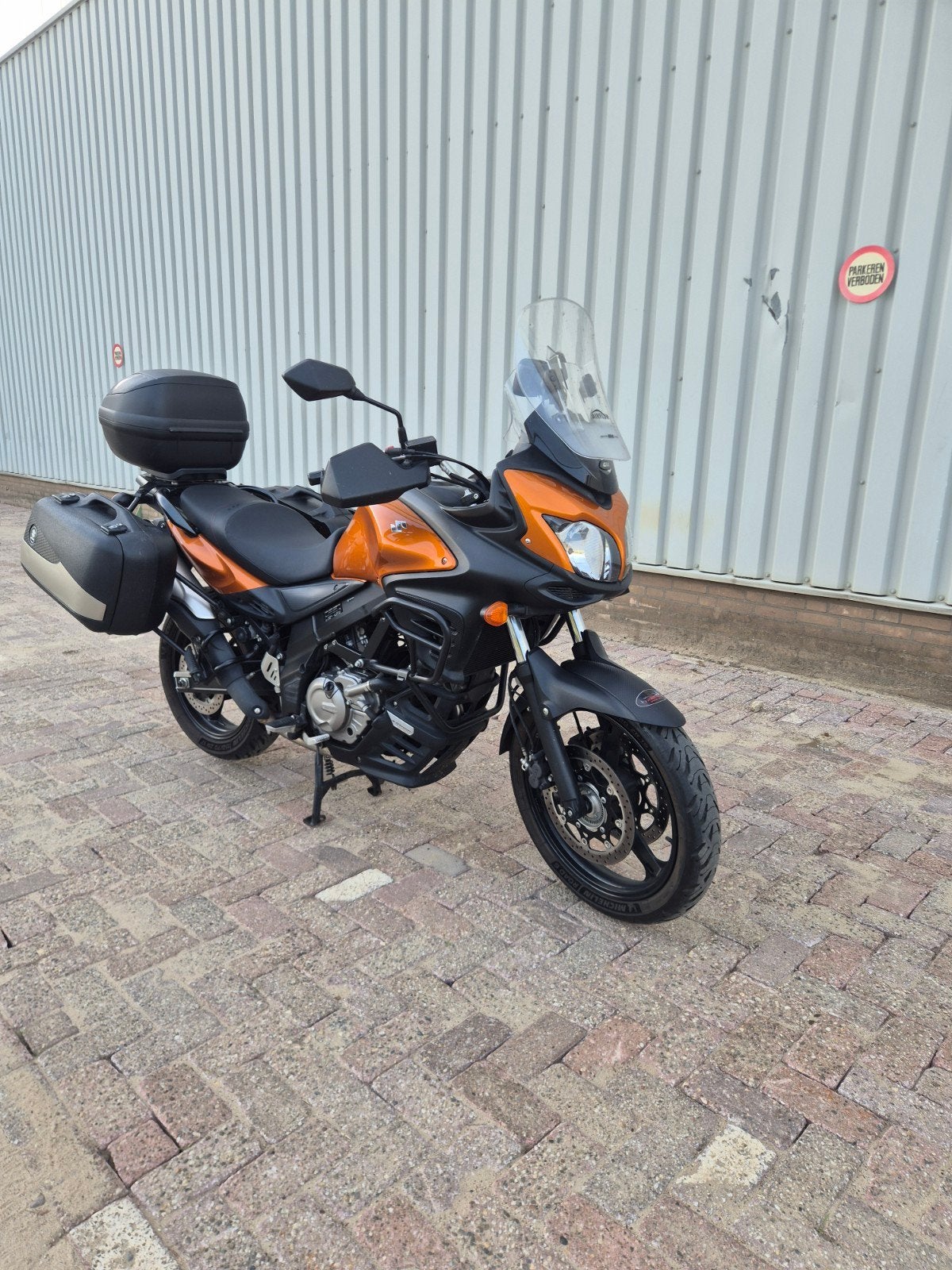 Suzuki V-Strom DL 650 - incl koffers, 2 cilinders, Motorrijbewijs A, Gebruikt, Particulier