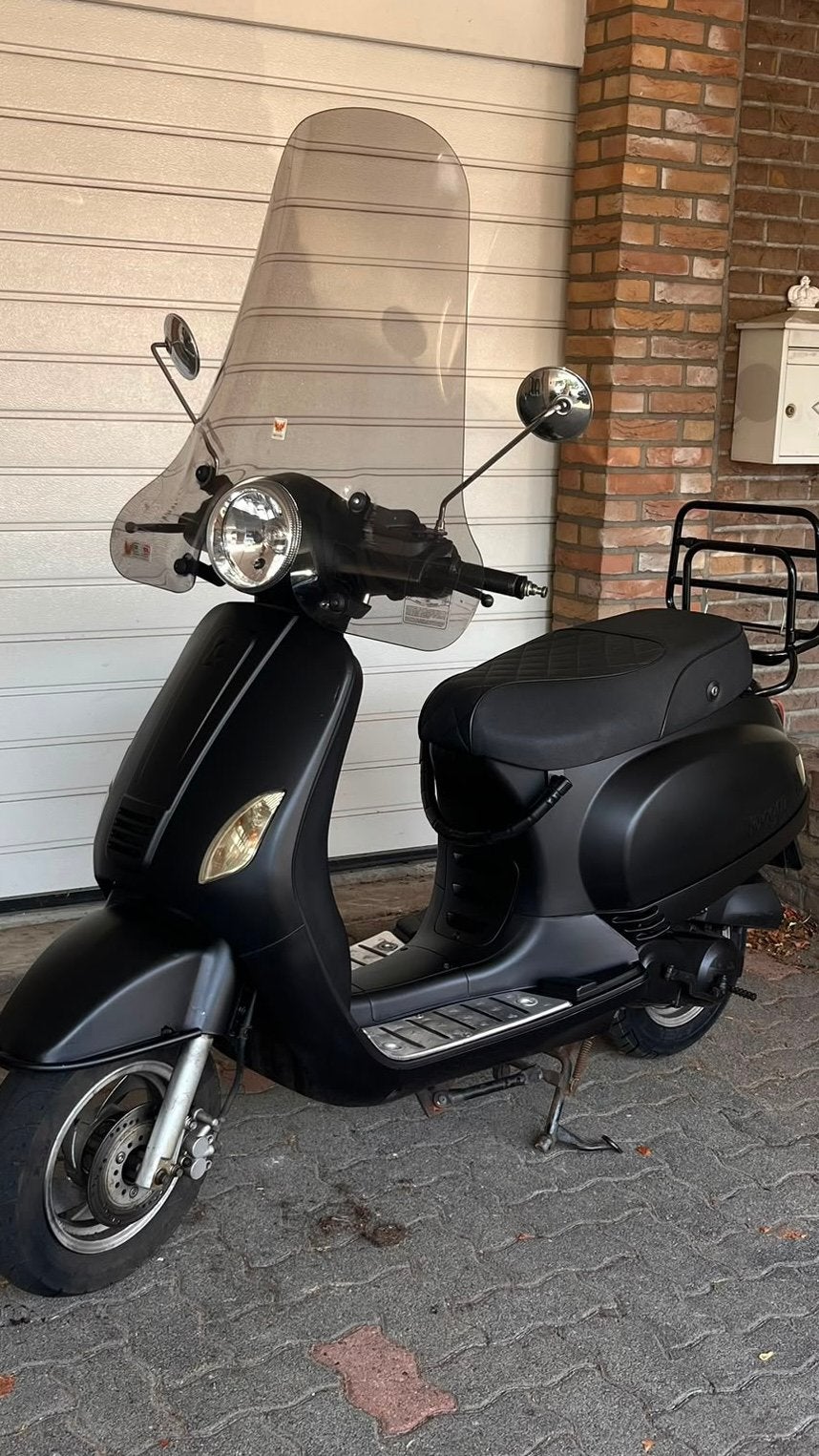 Mooie mat zwarte AGM scooter met blauw kenteken, Ophalen, Gebruikt, Overige typen, Overige merken