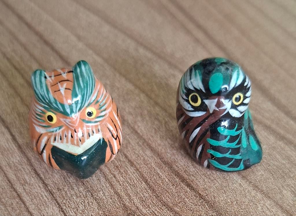 Twee mini uiltjes van keramiek, Ophalen of Verzenden