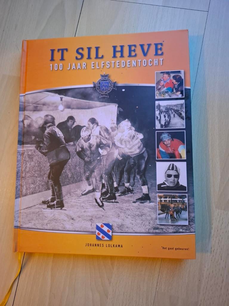 It sil heve 100 jaar Elfstedentocht, Boeken, Ophalen of Verzenden, Zo goed als nieuw, Balsport