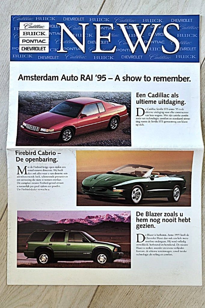 GM auto brochure RAI'95 Cadillac-Firebird-Beretta-Corvette, Ophalen of Verzenden, Zo goed als nieuw, Algemeen
