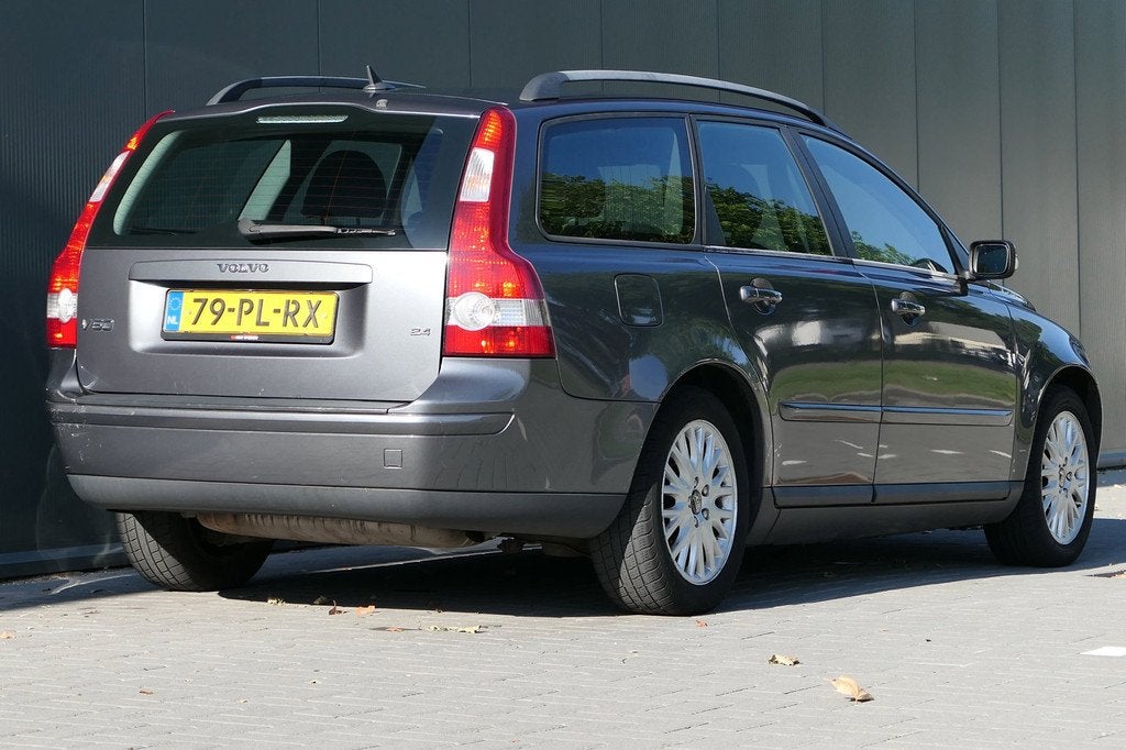 Volvo V50 2.4 Momentum NAP Stoelverwarming airco, Stof, Zwart, 700 kg, Origineel Nederlands