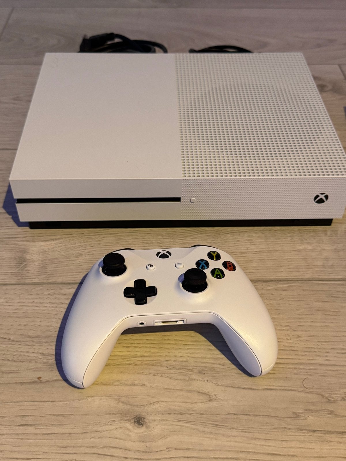 Xbox One S 1TB met 7 games en controller met oplaadkabel, Spelcomputers en Games, Met games, Xbox One S, Ophalen of Verzenden