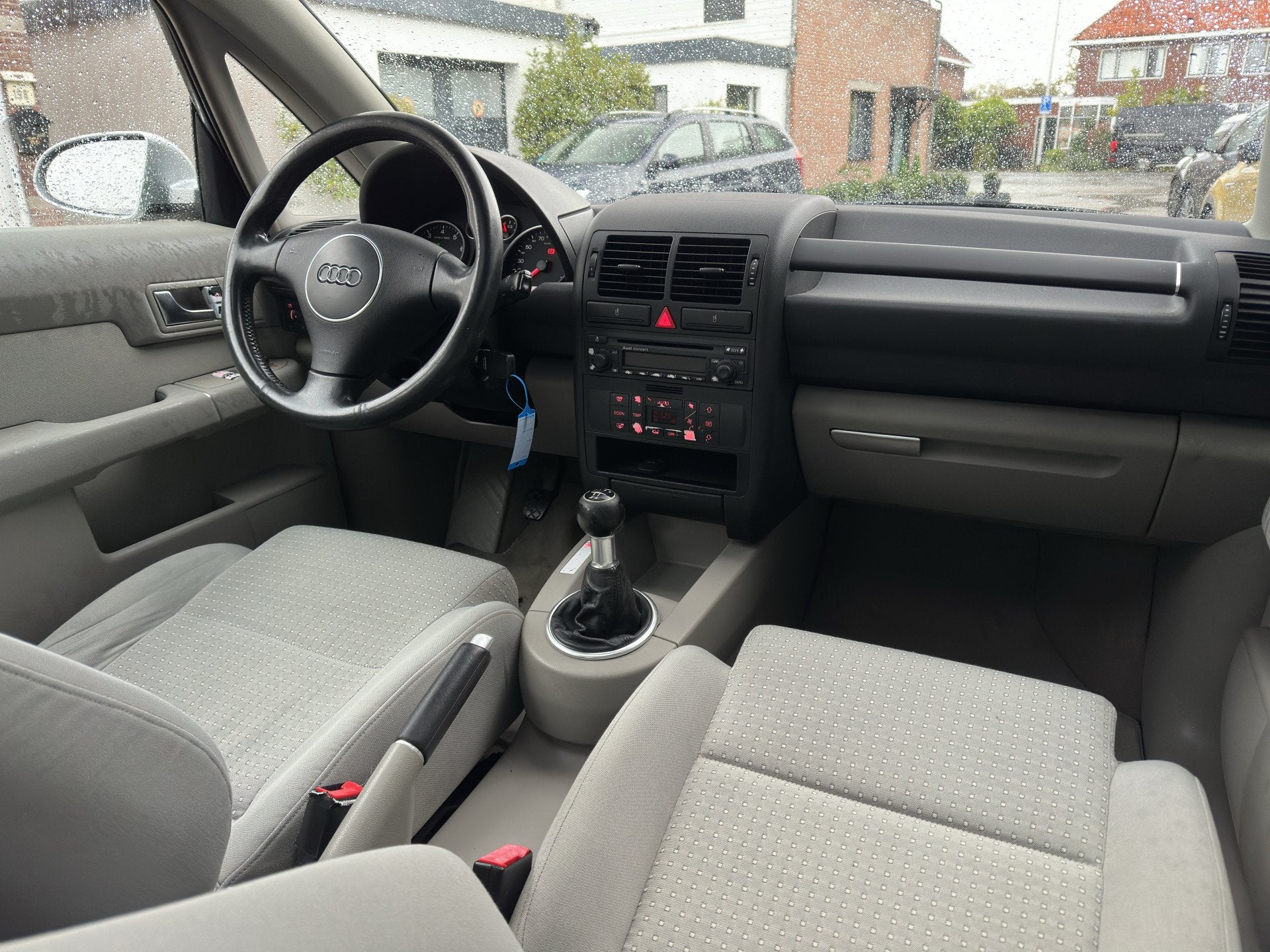 Audi A2 1.6 FSI PANODAK AIRCO LED LMV (bj 2002), Auto's, Voorwielaandrijving, Gebruikt, 31 €/maand, 4 cilinders