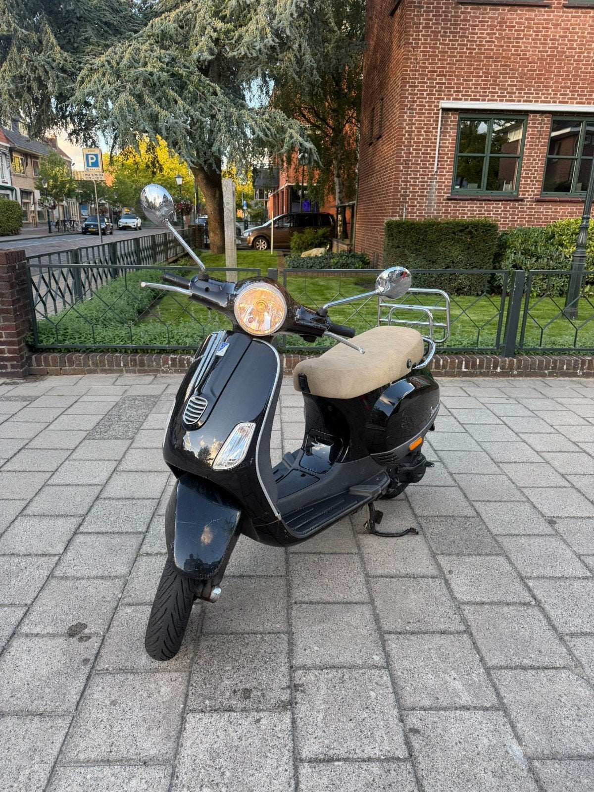 Vespa LX 2014 harde bodem 14k km blauw kenteken milleuzone, Fietsen en Brommers, Scooters | Vespa, Ophalen, Gebruikt, 49 cc, Benzine