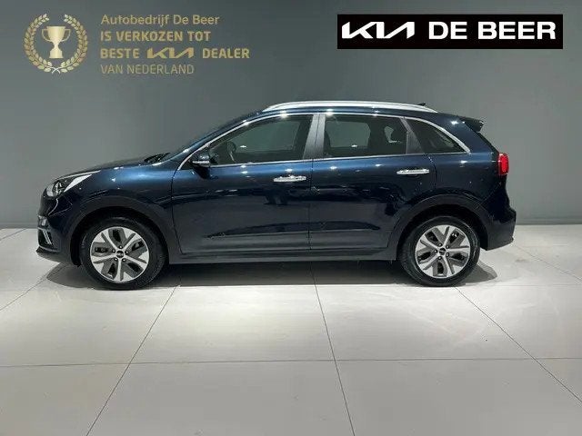 Kia e-Niro 64kWh 204pk Aut DynamicLine Warmtepo € 23.445,0, Automaat, Gebruikt, 1712 kg, Blauw