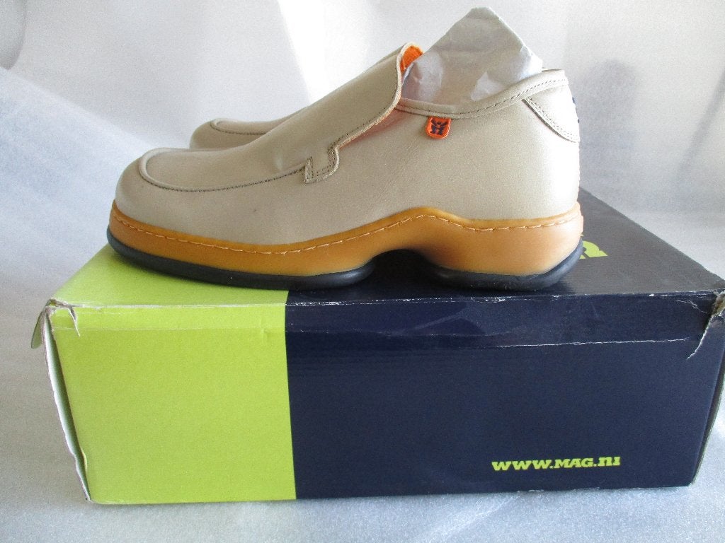 Mag schoenen instappers beige maat 39, Info@taurusvintage.nl, Mag mocks, Nieuw, Mag