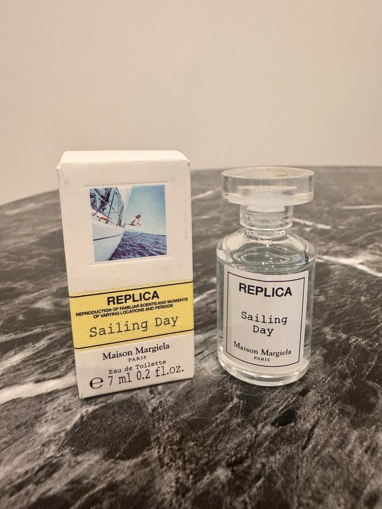 Maison Margiela Replica Sailing Day 7 ml mini miniatuur, Sieraden, Tassen en Uiterlijk, Uiterlijk | Parfum, Ophalen of Verzenden