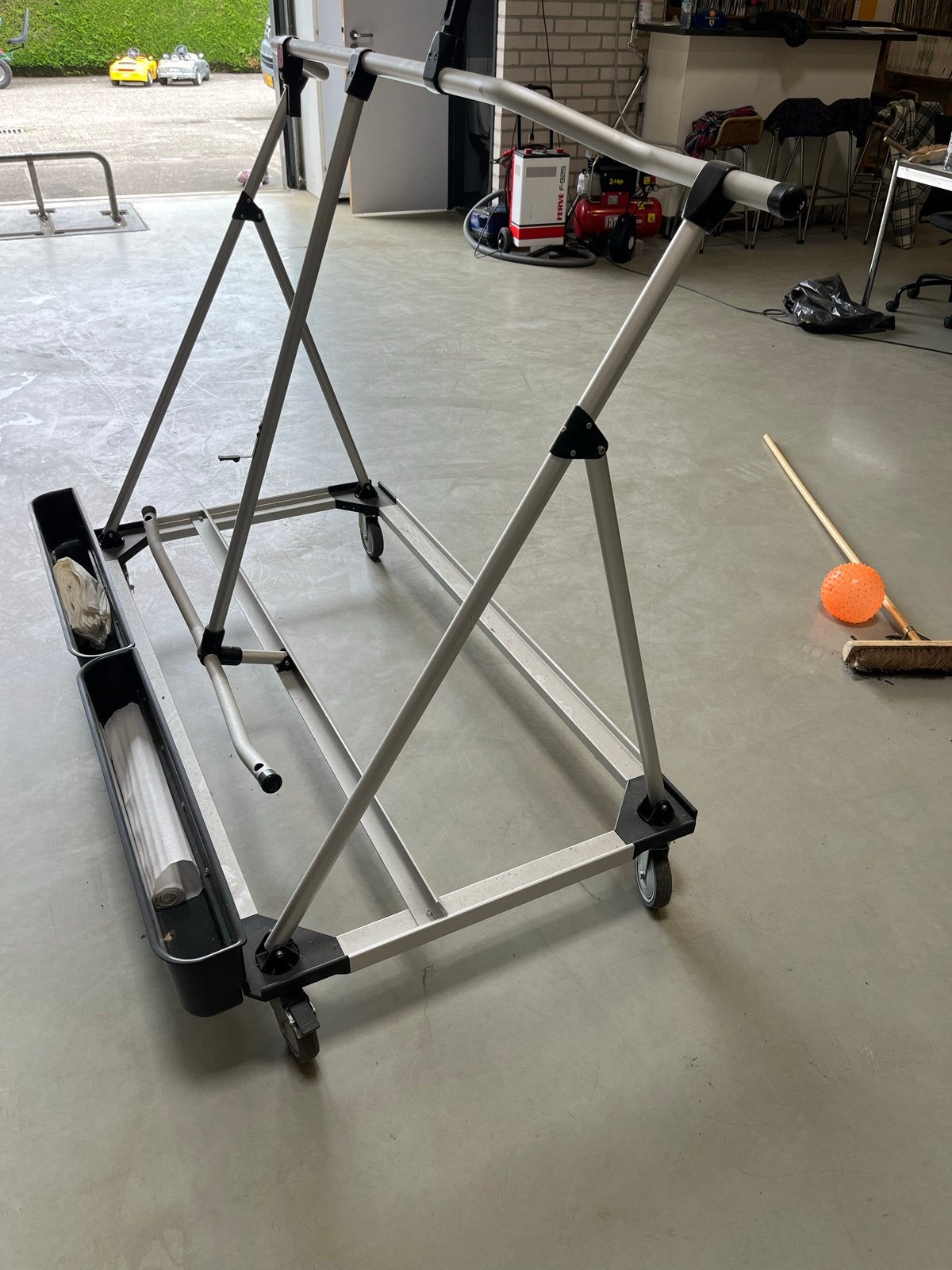 Porsche 911 type 996 bandenrek / bandenwagen hardtop rek, Ophalen, Gebruikt