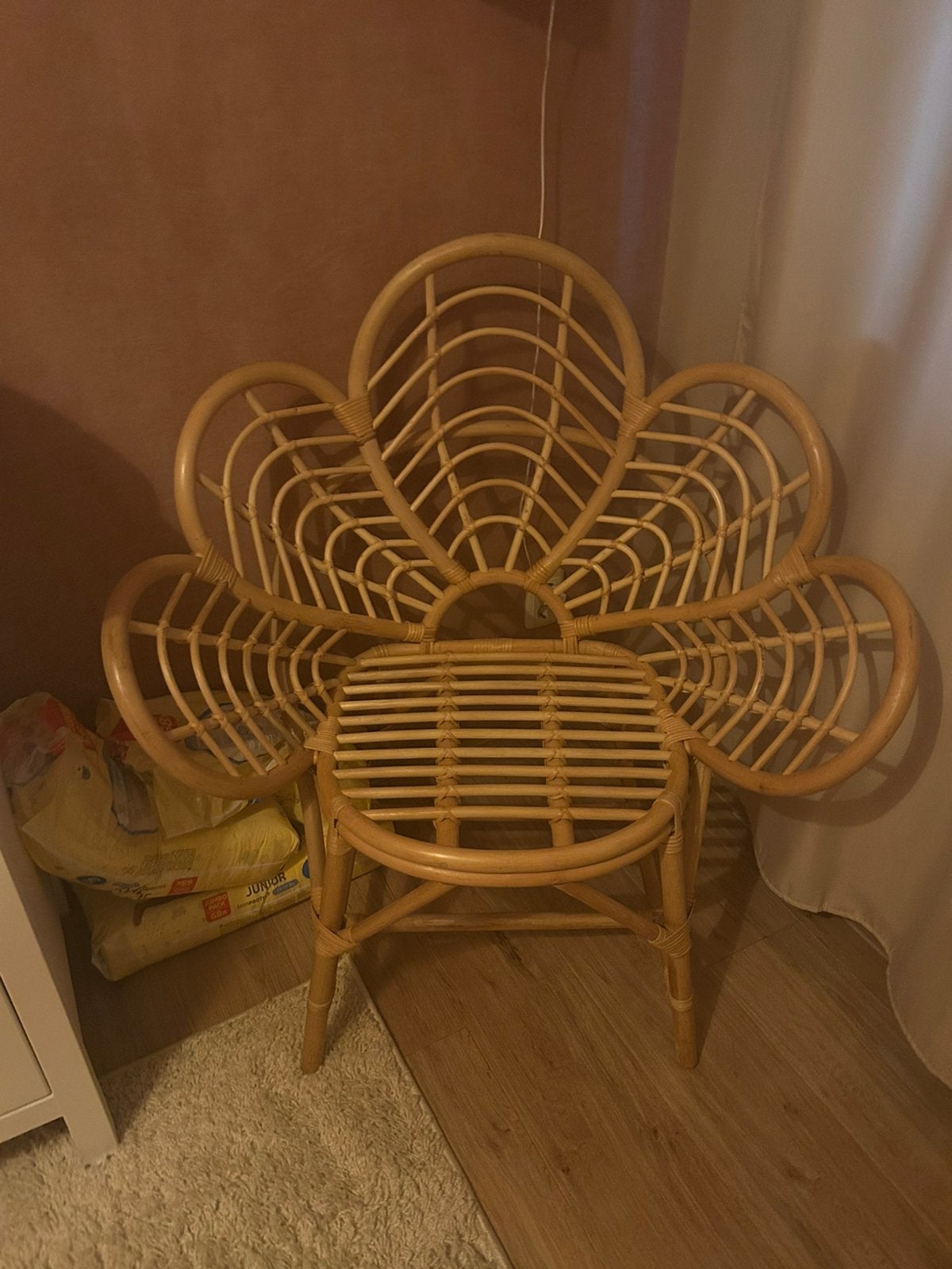 Lotus rotan stoel Xenos, Huis en Inrichting, Ophalen, Zo goed als nieuw, Bruin, Eén