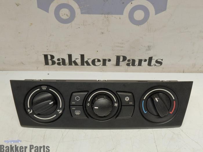 Kachel Bedieningspaneel van een BMW 1-Serie, Gebruikt, -, -, Ophalen of Verzenden