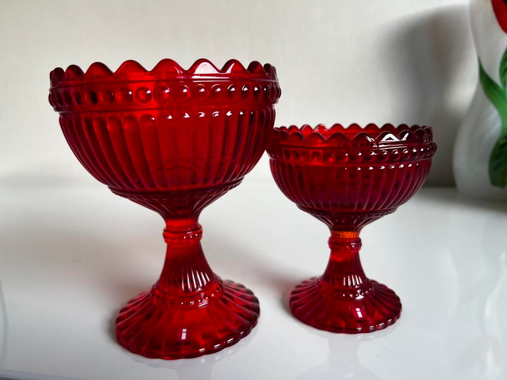 2 Iittala Marimekko Maribowl Mariskooli Schalen Red Punainen, Huis en Inrichting, Schaal, Rond, Ophalen of Verzenden, Glas