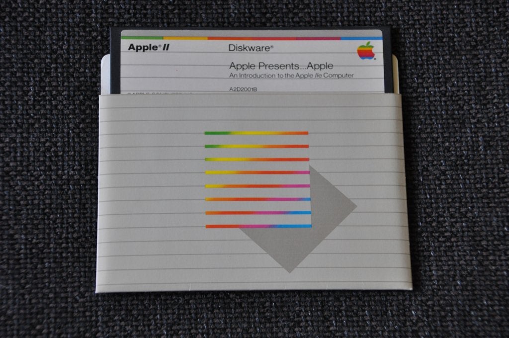 Apple II Diskware An Introduction To The Apple lle Computer, Computers en Software, Vintage Computers, Ophalen of Verzenden, Apple