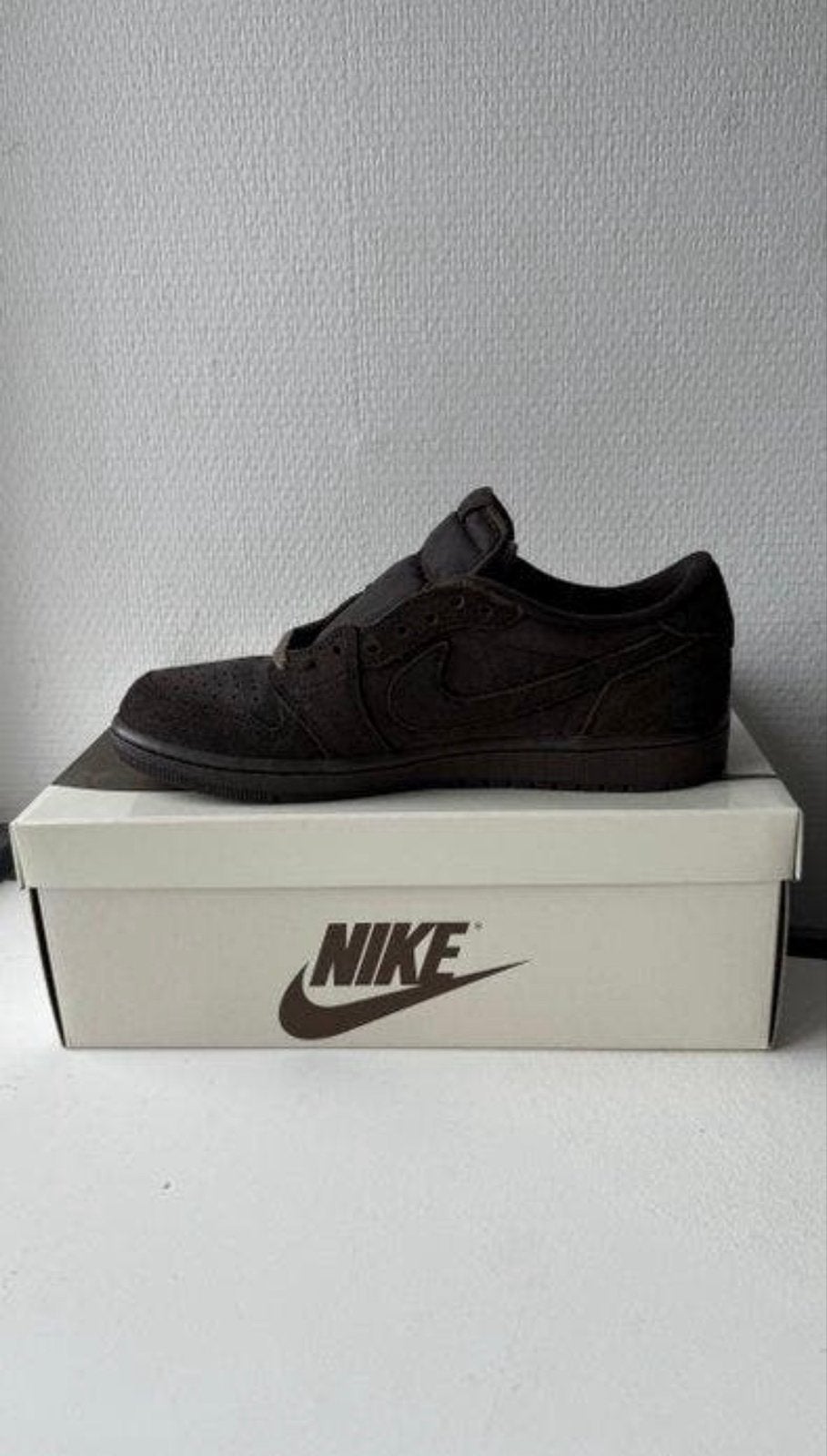 Nike Travis Scott Jordan 1 Low OG SP Black Phantom, Ophalen of Verzenden, Zo goed als nieuw, Zwart, Sneakers of Gympen