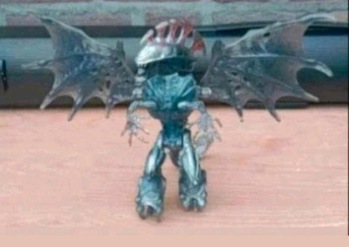 Vintage Aliens Series FLYING ALIEN QUEEN 6,5" Kenner 1992, Ophalen