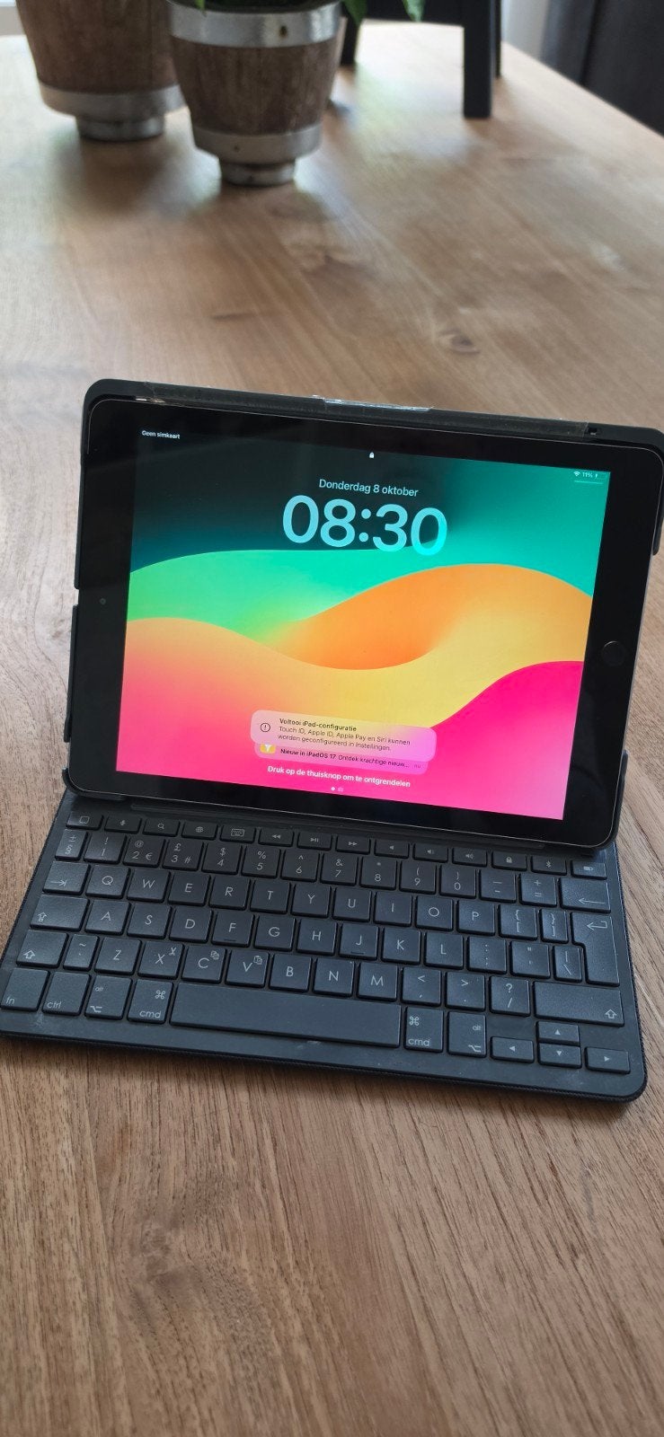 Apple iPad (6e generatie) 32GB Wi-Fi met toetsenbord, Computers en Software, Ophalen of Verzenden, 10 inch, Apple iPad, 32 GB