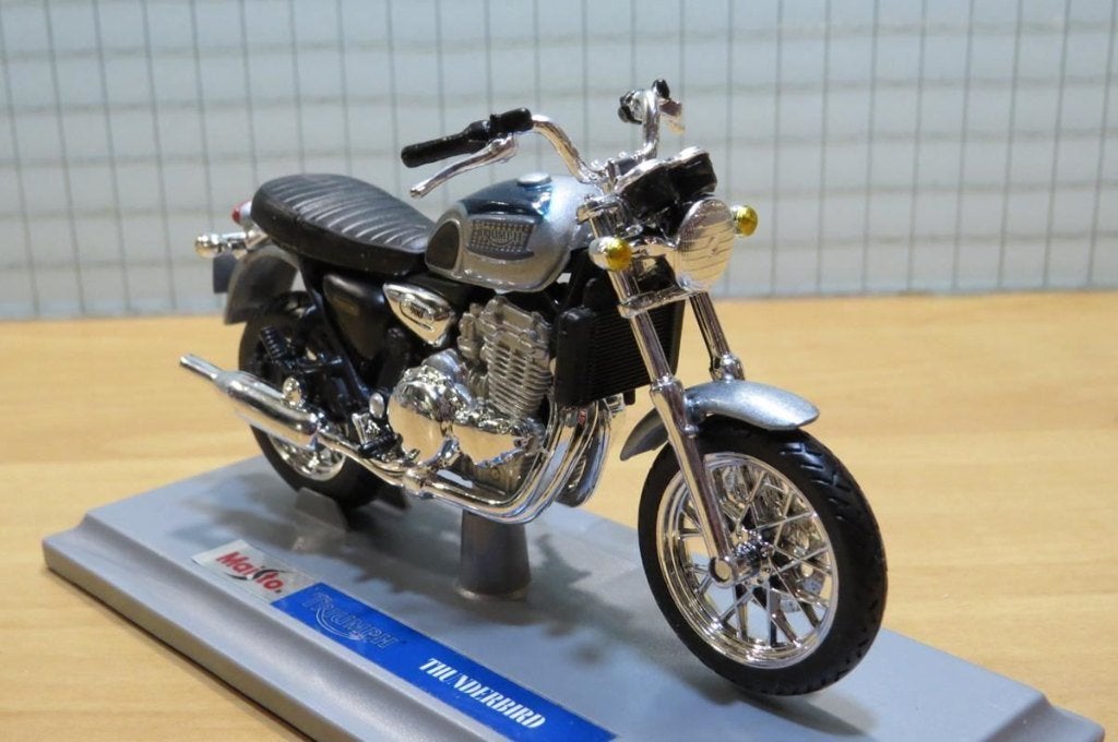 Triumph Thunderbird gr. 1:18 Maisto, MayCheong, Maisto, Nieuw, Ophalen of Verzenden