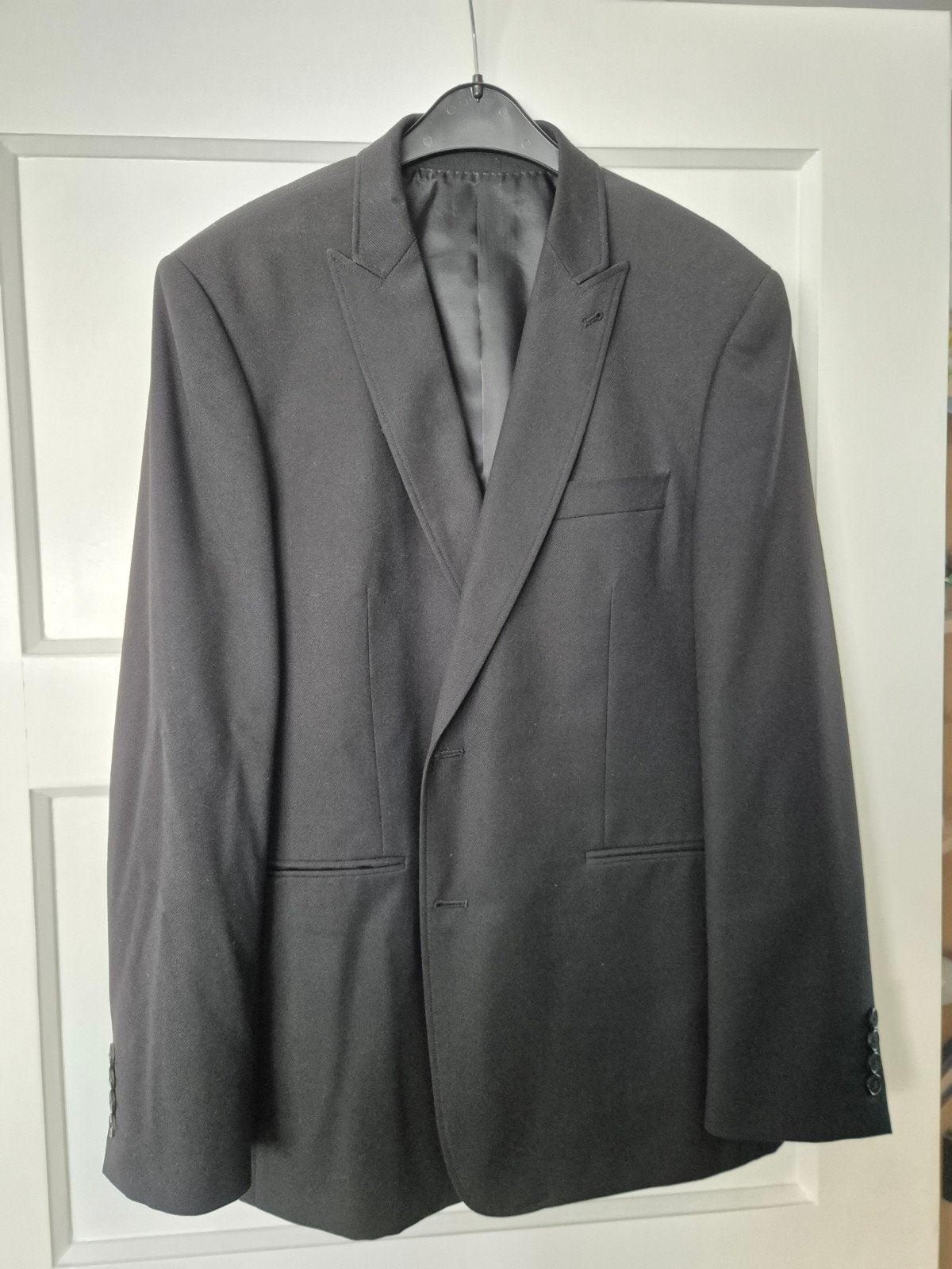 H&M Pak met zwarte blouse en zilveren stropdas, Kleding | Heren, Kostuums en Colberts, Maat 48/50 (M), Zwart, Ophalen of Verzenden