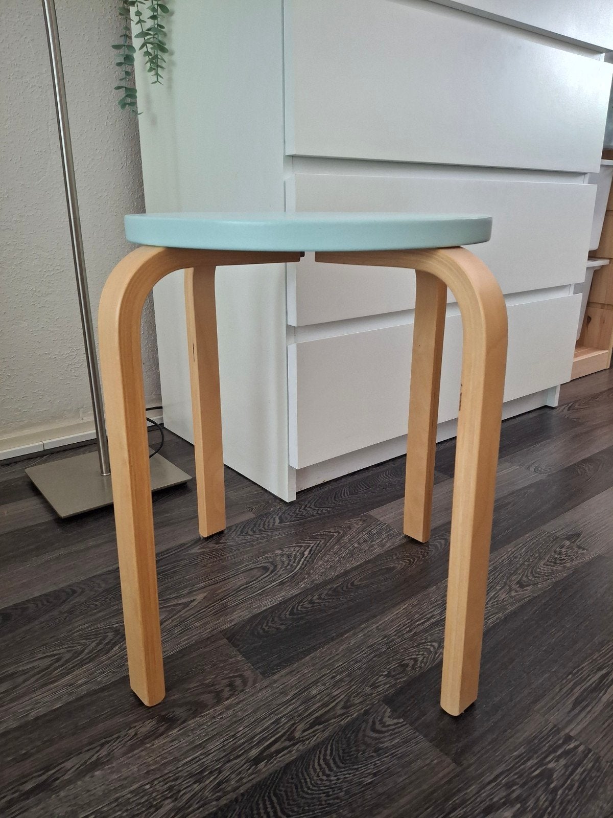 In nette staat krukje Ikea, Huis en Inrichting, Krukjes, Ophalen, Zo goed als nieuw, Hout