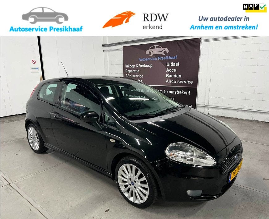 Fiat Grande Punto 1.4-16V Sport ECC / NAP / 17" LM VELGEN, Voorwielaandrijving, 400 kg, Grande Punto, Zwart