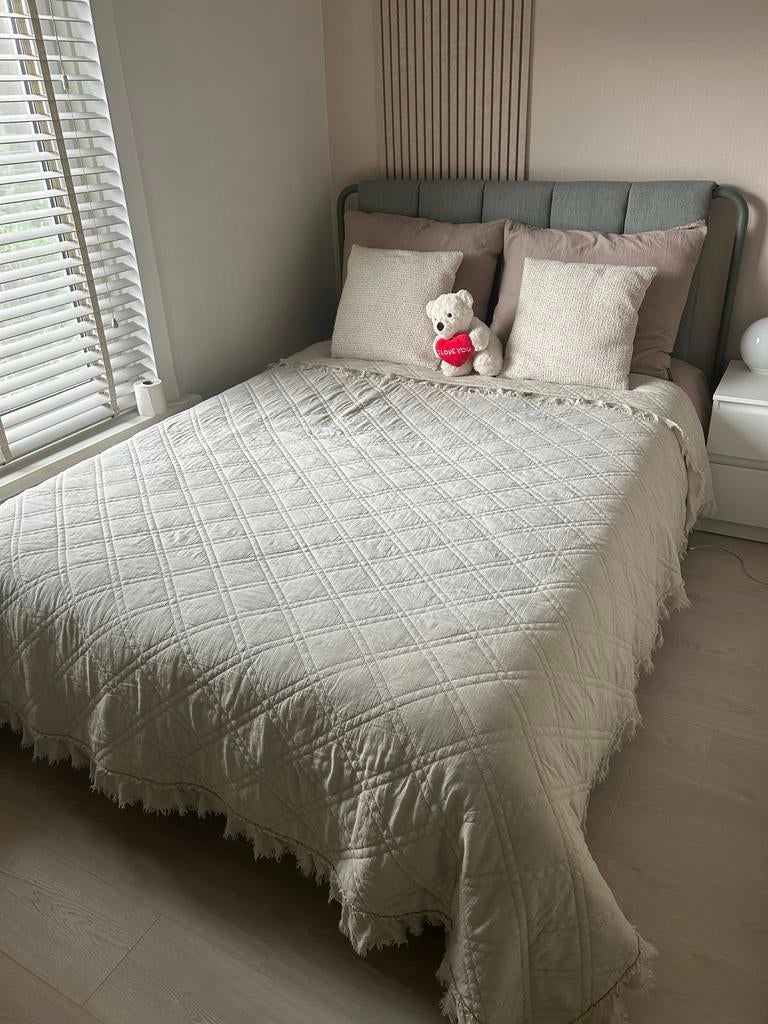 IKEA 2 persoonsbed met matras - Zo goed als nieuw, Ophalen, Zo goed als nieuw